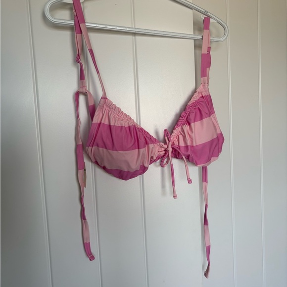 🆕Aerie Pink Ruffled Bikini Playful Swimwear - Picture 2 of 5